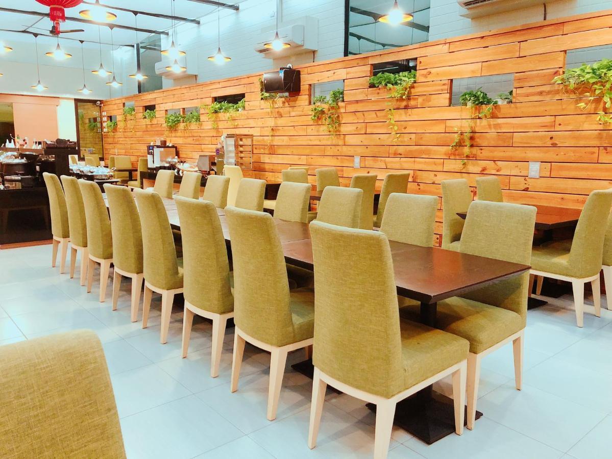 Wemeet Hotel Pingtung Exterior foto