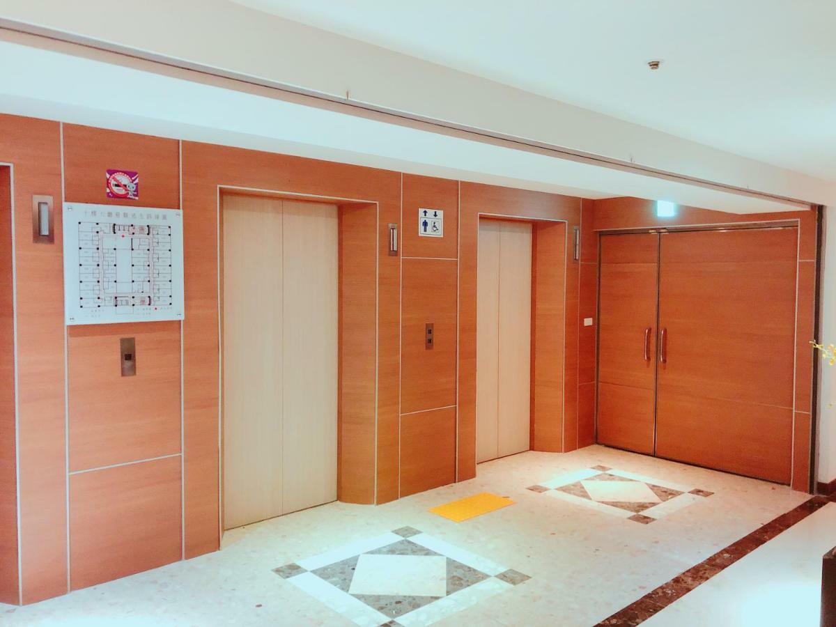 Wemeet Hotel Pingtung Exterior foto