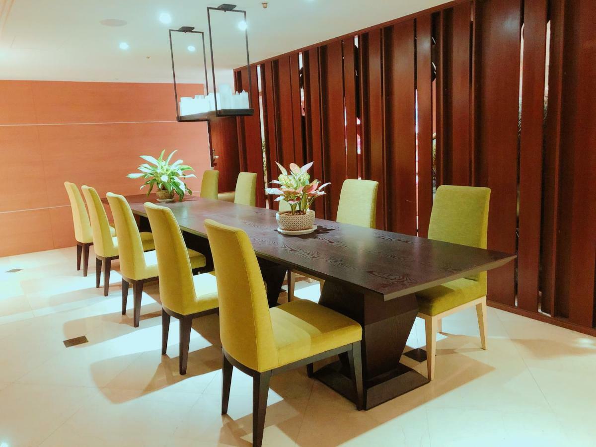 Wemeet Hotel Pingtung Exterior foto