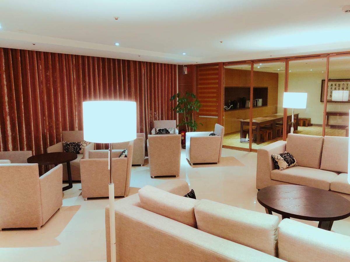 Wemeet Hotel Pingtung Exterior foto